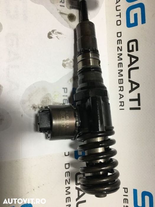 Injector Injectoare VW Golf 5 Jetta Touran Passat B6 Caddy 2.0TDI BKD / AZV COD : 03G 130 073 B / 03G130073B