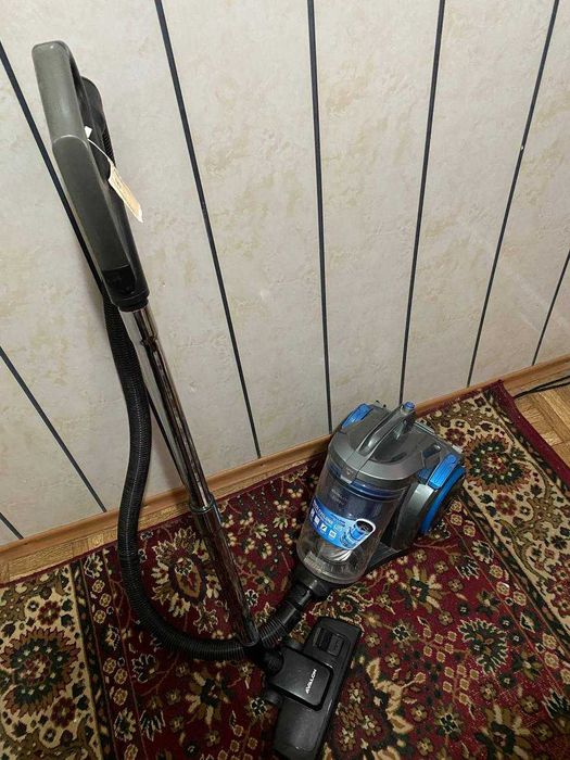 Пылесос рабочий компактный