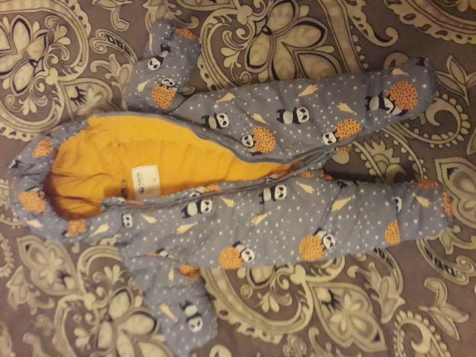 Продам комбинезон демесезоный