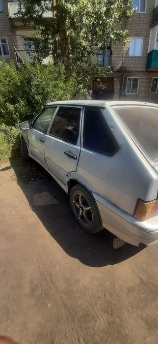 Автомобиль ваз 2114