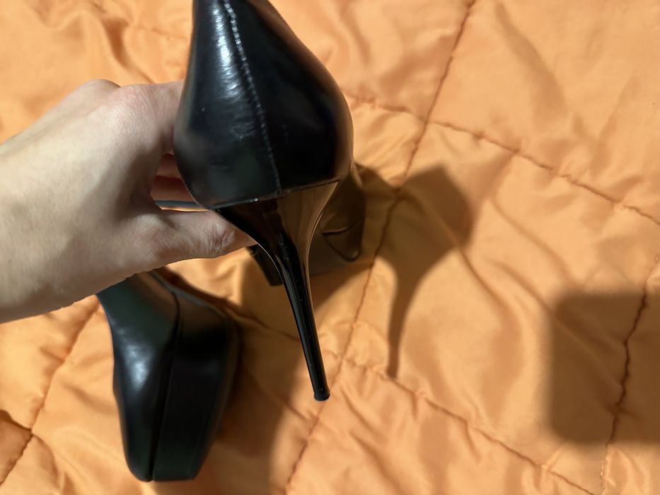 Guess обувки на ток