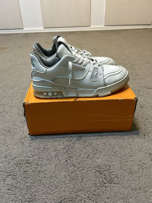 Vand louis vuitton albi 44