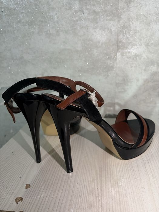 Туфли новые 40 размер