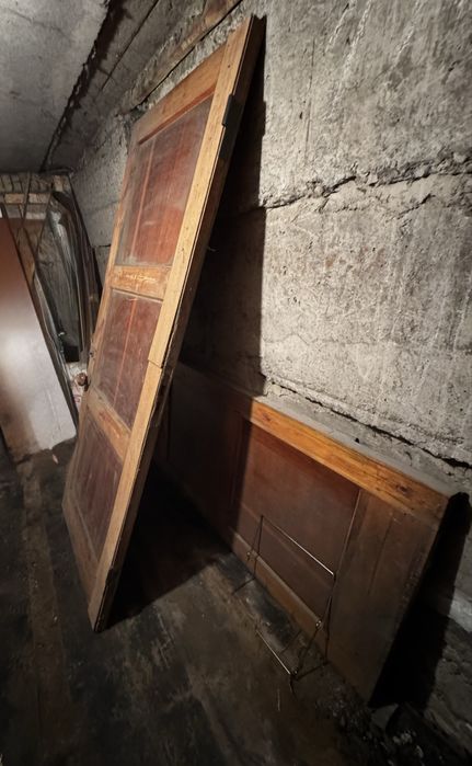 Дверь деревянная 85х220см