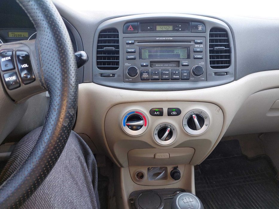 Hyundai Accent Diesel Albastru