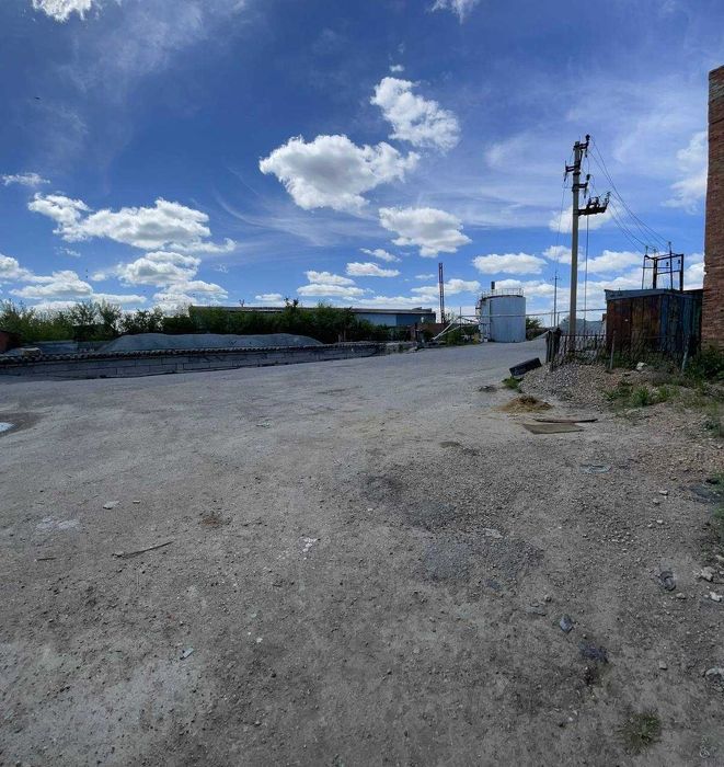 Продается коммерческое помещение с заводом