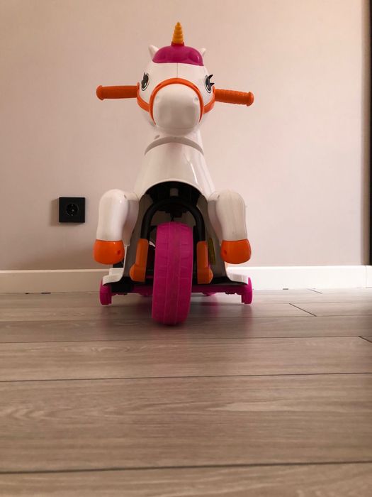 Детская машинка - единорог