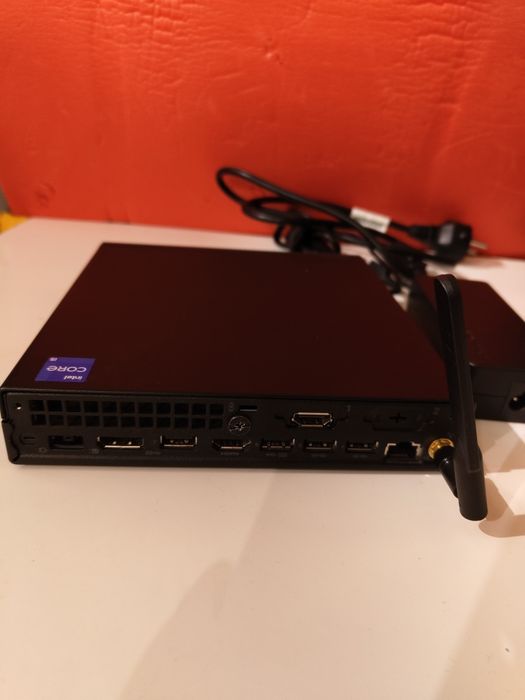 Thinkcenter M70q Tiny Gen 3, i5 12500T, 16Gb, 512Ssd, Wi fi