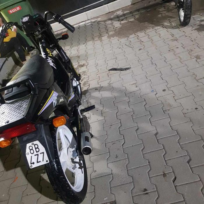 Vând malaguti fifti hf mix