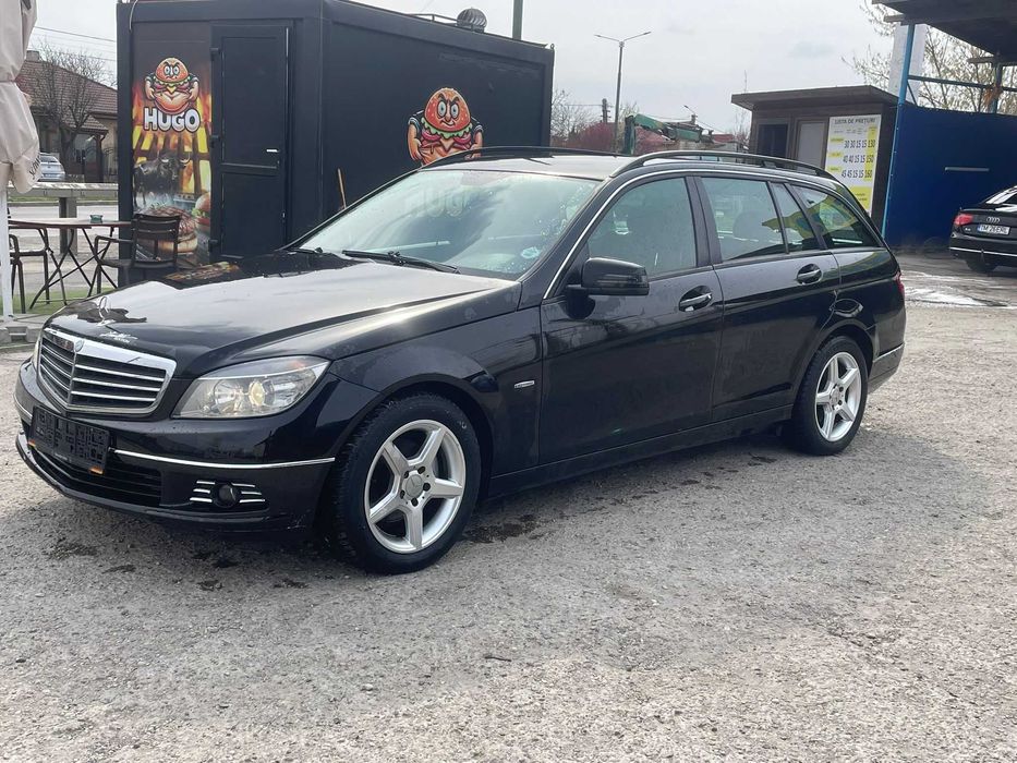MERCEDES-BENZ C-Class 2011
