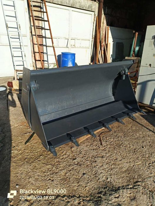 Отваряема кофа за БАГЕР VOLVO