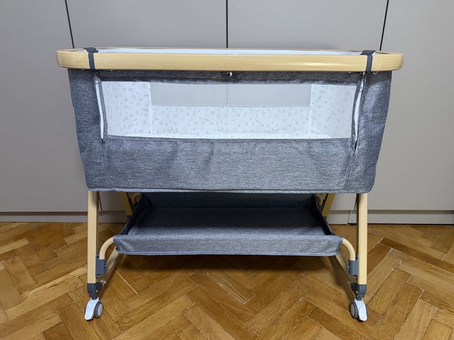 Patut bebelus co-sleeper + Masa infasat + Carusel muzical