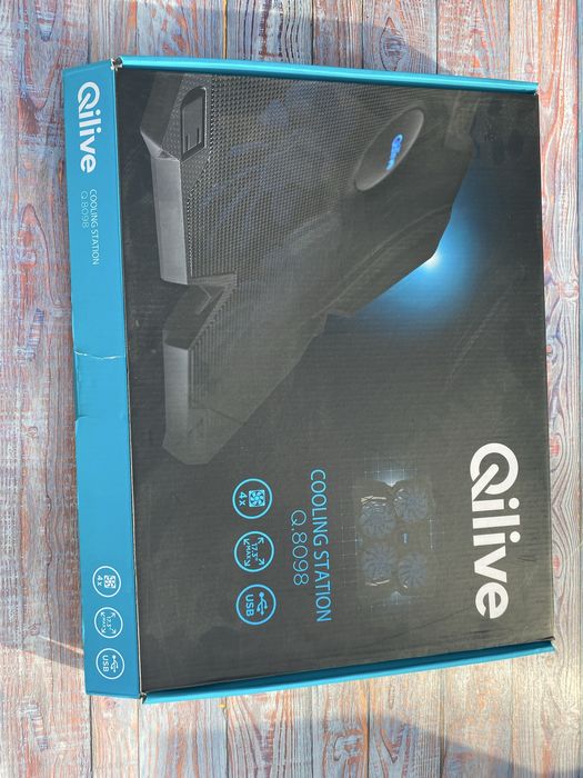 Statie laptop de racire cu 4 ventilatoare si USB