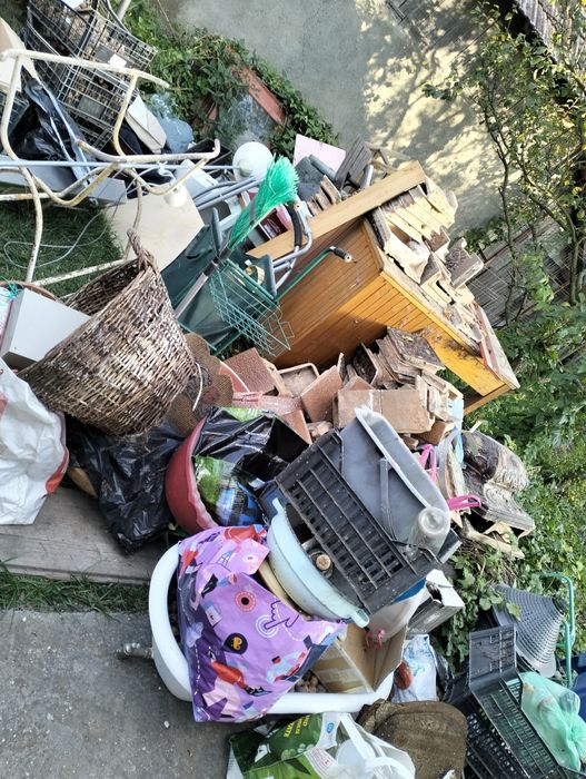 Servici complete debarasez evacuvam apartament