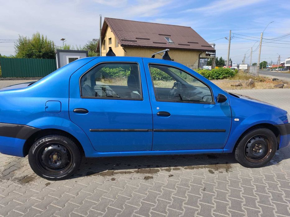 Dacia Logan Laureate an 2005