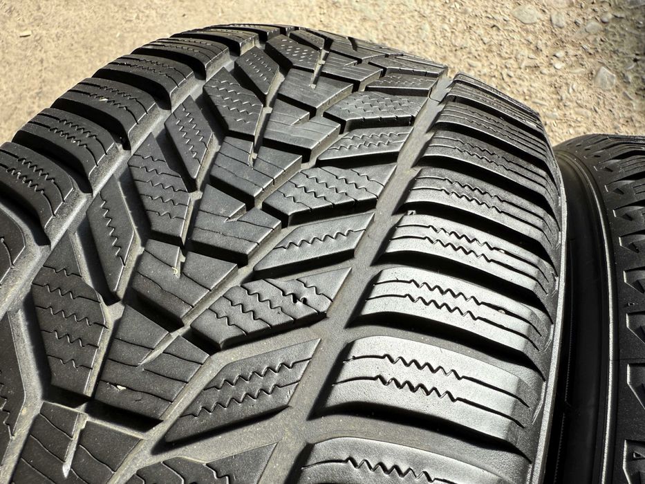 2x Anvelope Iarna 235/55 R18 - Hankook Winter I"Cept Evo 3 X