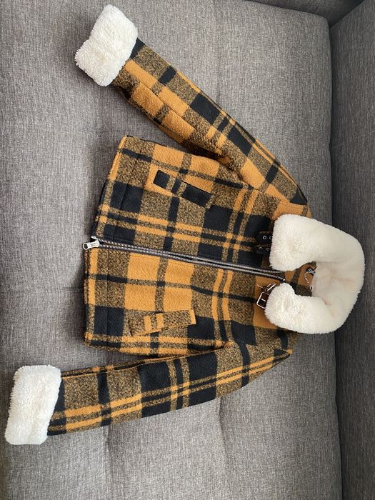 Куртка спортивного стиля