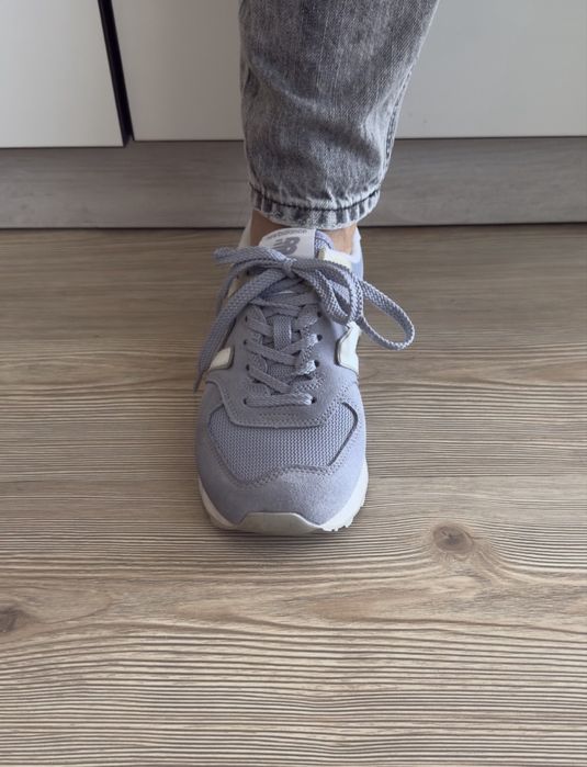 Лилави маратонки New Balance