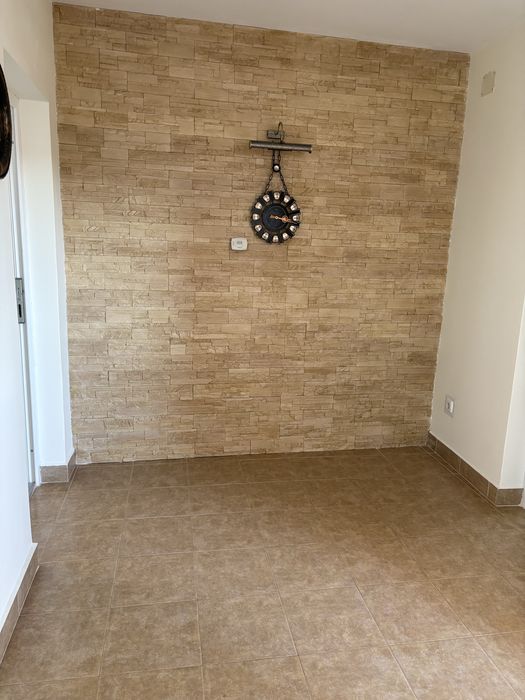 Vand casa + 1640 mp teren, la Turda
