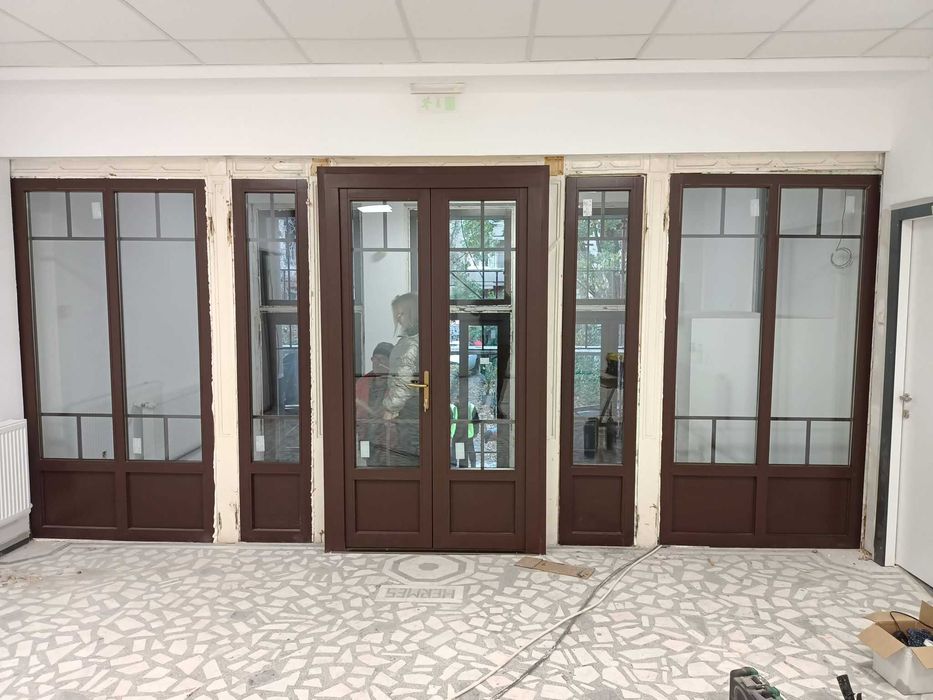 Ferestre ( PVC LEMN SI ALUMINIU )( Sticla Termopan)