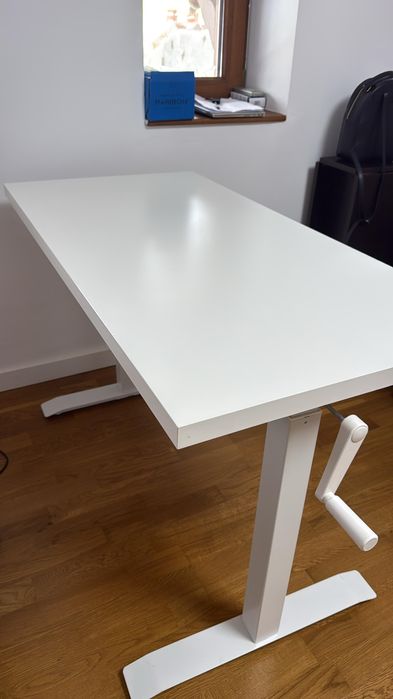 Birou reglabil pe înălțime (sit-stand) cu manivelă, alb