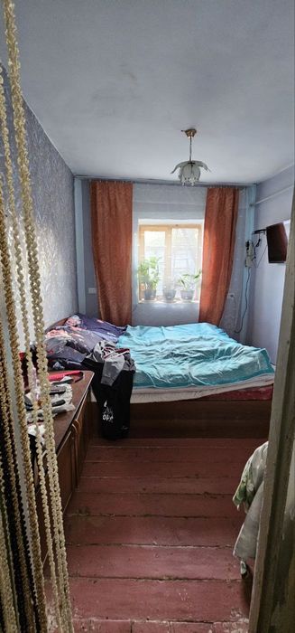 Продается   дом с большим участком з