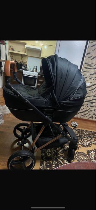 Продам детскую коляску