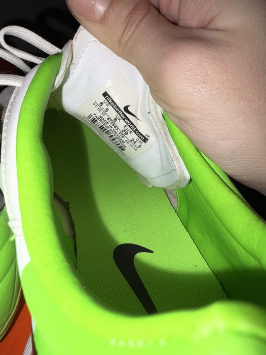 Nike T90 ghete de fotbal