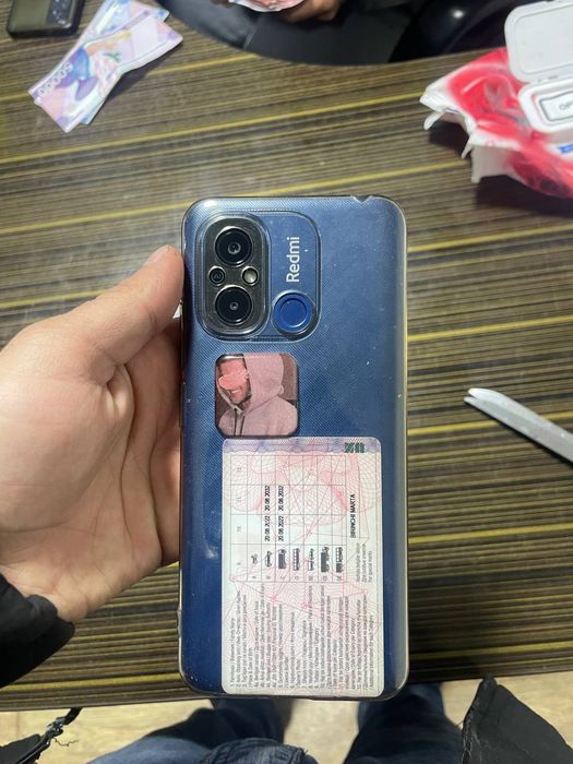 redmi 12C 128gb sotiladi