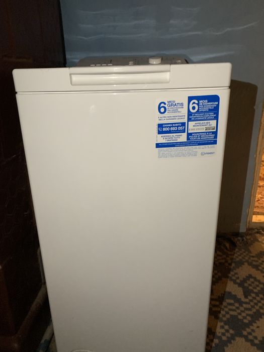 Vând mașină de spălat