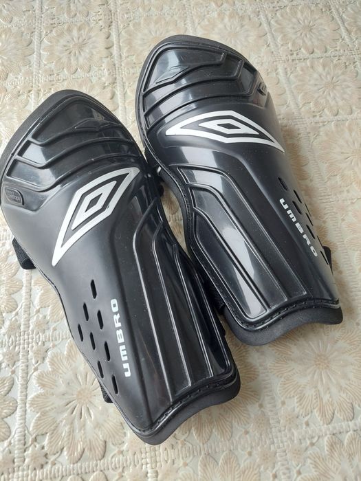 Нови футболни кори "UMBRO - Impact control", размер L