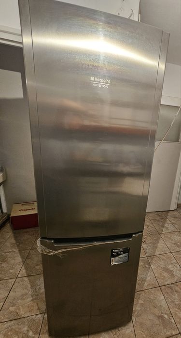 Frigider Ariston Hotpoint