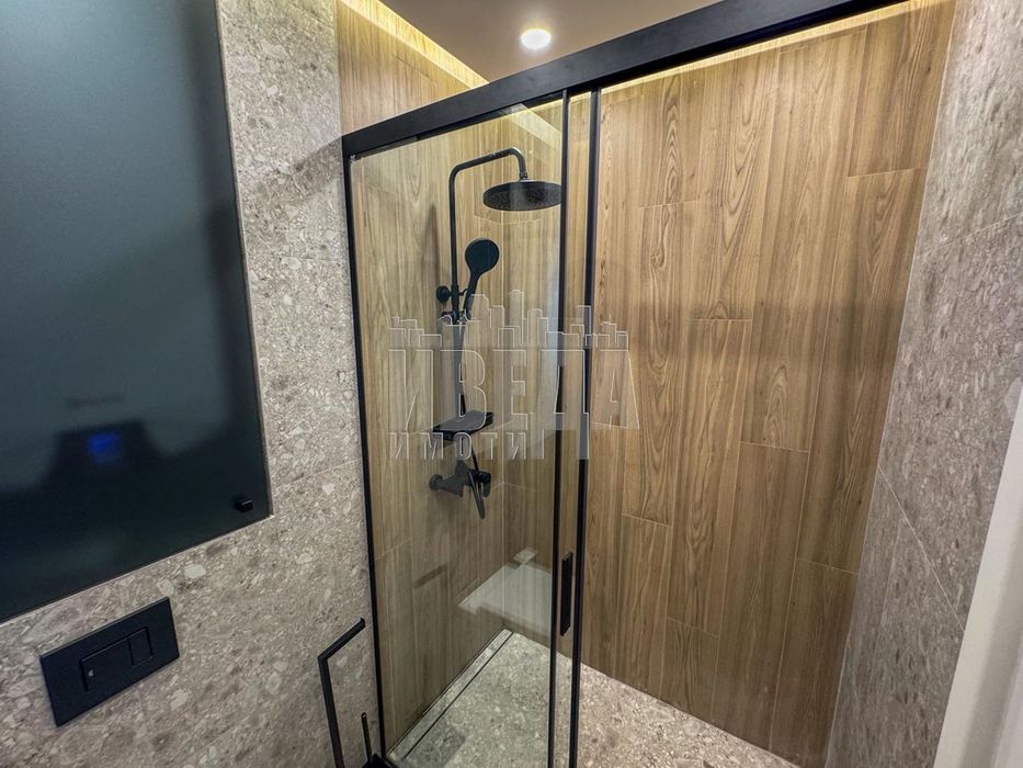 Продава се Двустаен апартамент в Варна, Бриз - 117 кв.м за 2133 €/кв.м - Снимка #10