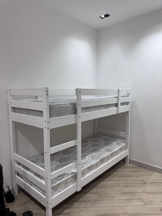 Продам двухъярусную кровать
