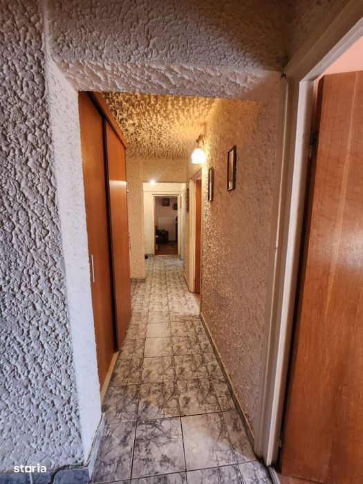 Apartament de vanzare 4 camere - Negru Voda