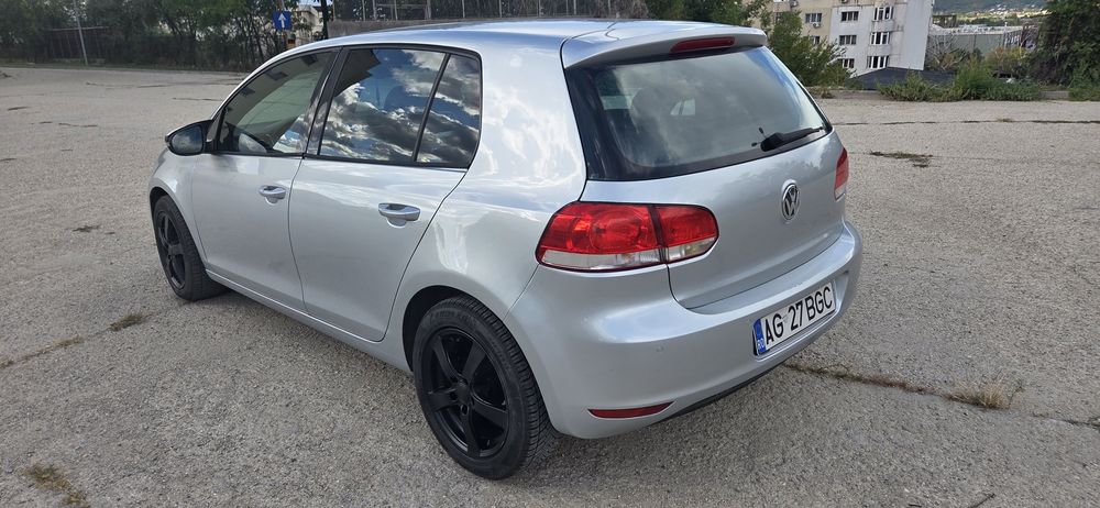 VOLKSWAGEN Golf 2010 — imagine 3
