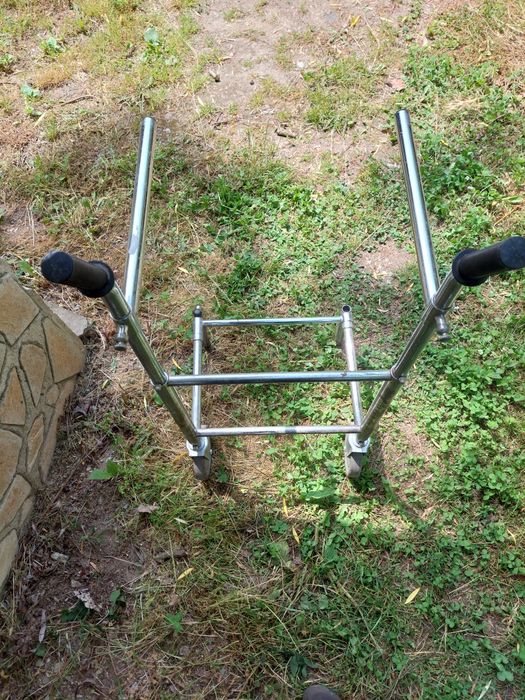 Продавам проходилка за възрастни  немско качество сгъваема