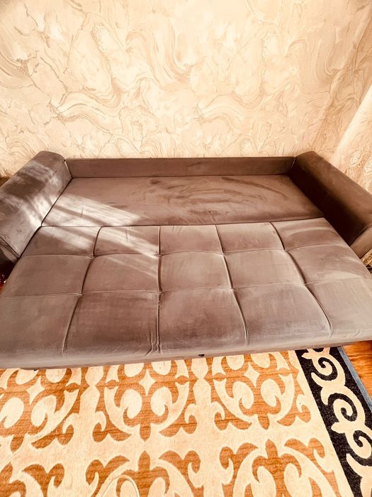 Продам диван в отличном состоянии