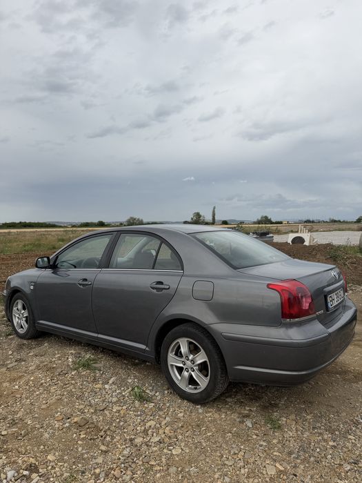 Toyota Avensis 2.0