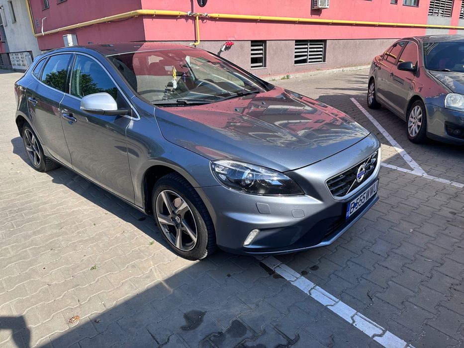 Volvo V40 R-design