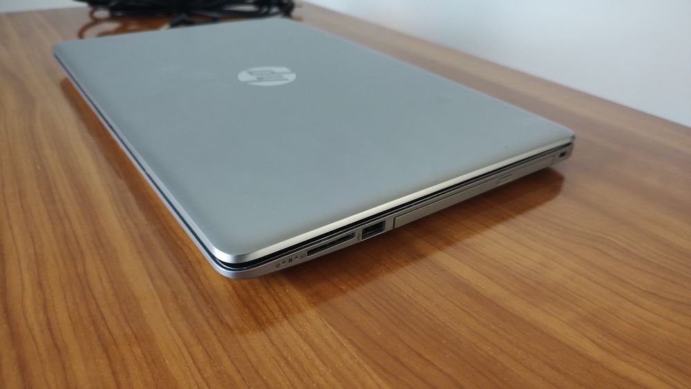 Laptop HG 255 G7 Ryzen 5 with Radeon Vega 8 stare impecabila
