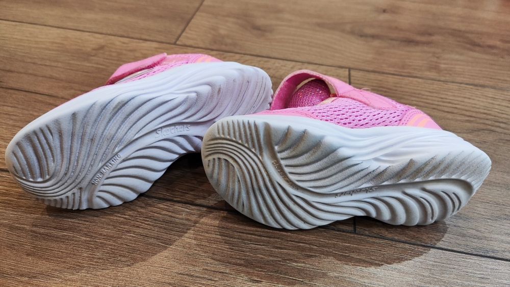 Маратонки за момиче Skechers