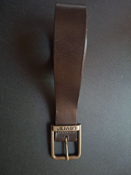 Curea Levi's piele bovina. Marime 80/32.