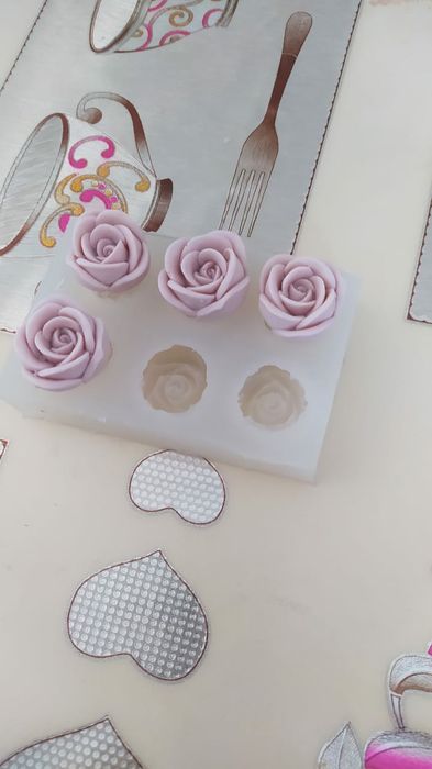 Молды для шоколадных роз