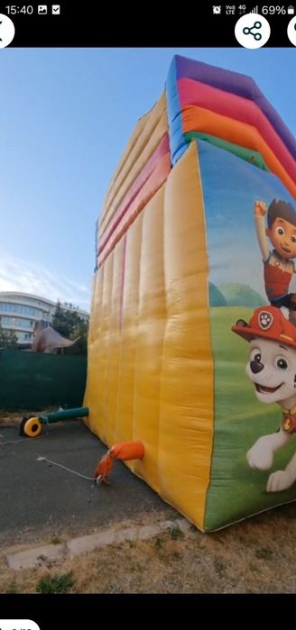 Надуваем замък,батут