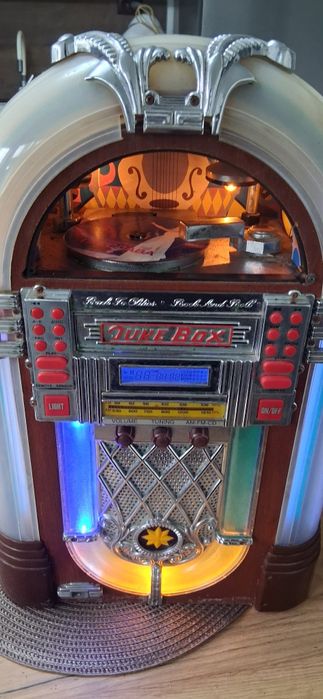 Голям ретро Juke BoX