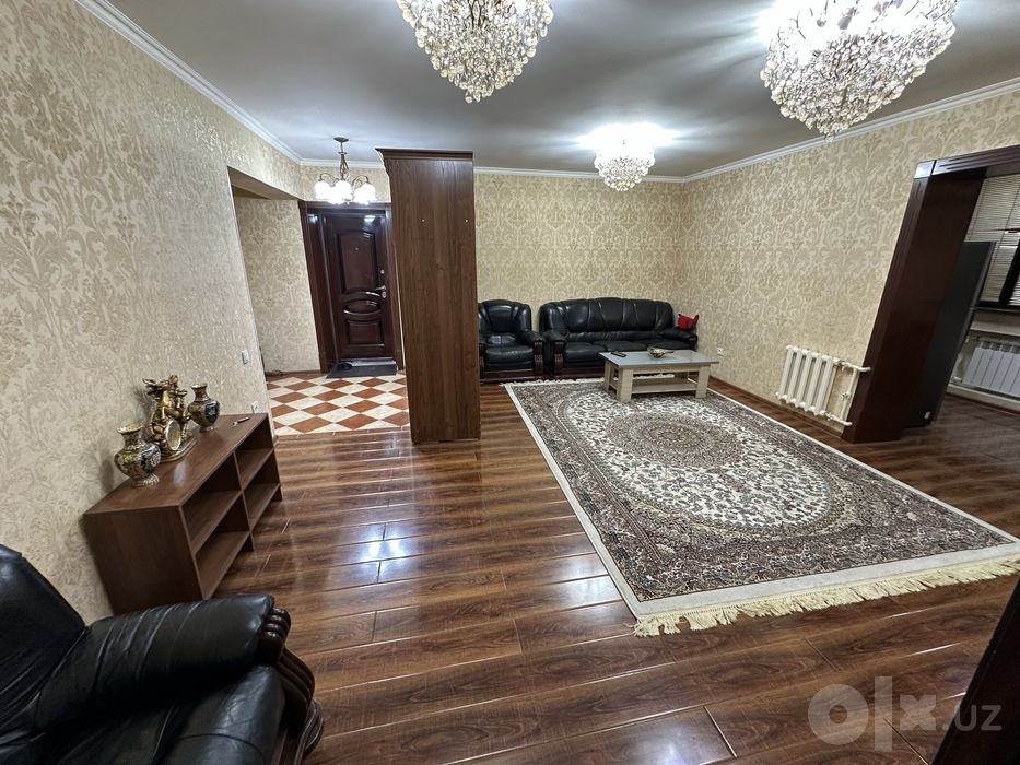 Максим Горький, мебель и техника, комплект