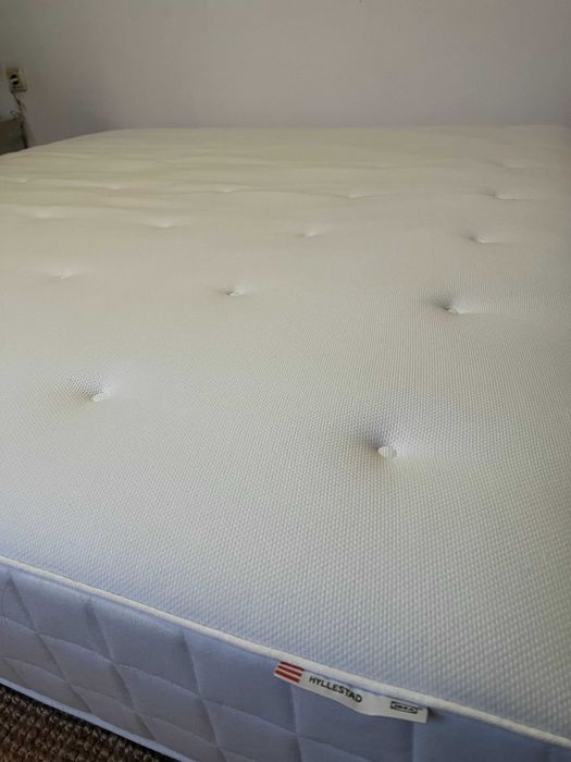 Матрак IKEA HYLLESTAD – 180×200 см, перящ се калъф