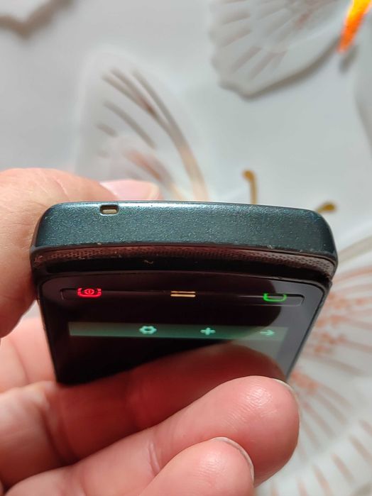 Продаю Nokia 700