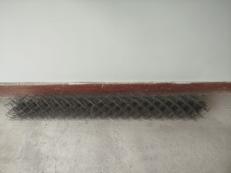 Сув насоси, аравача ва сетка ограждение сотилади